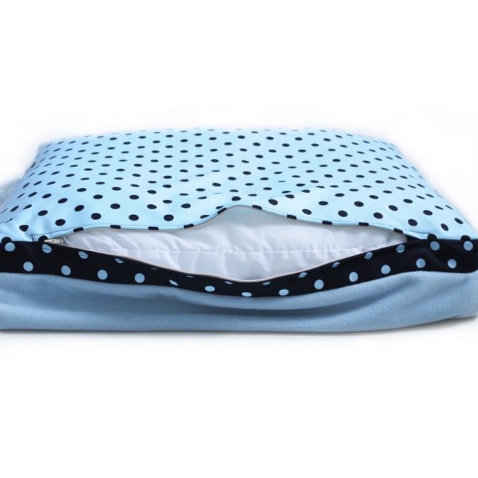 Reversible Spotty Blue- Dog Burrow Bed